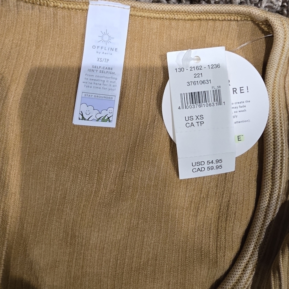 NWT OFFLINE By Aerie Seamless Cable Square Neck T-Shirt Yellow/Gold Size XS - Picture 2 of 3